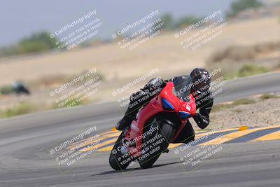 media/Sep-30-2023-SoCal Trackdays (Sat) [[636657bffb]]/Turn 15 (1120am)/